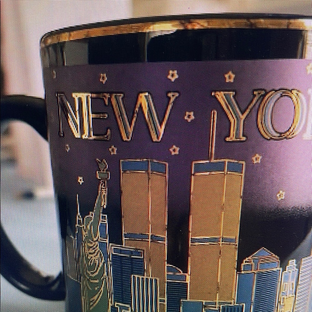 New York Skyline Mug - Purple and Gold